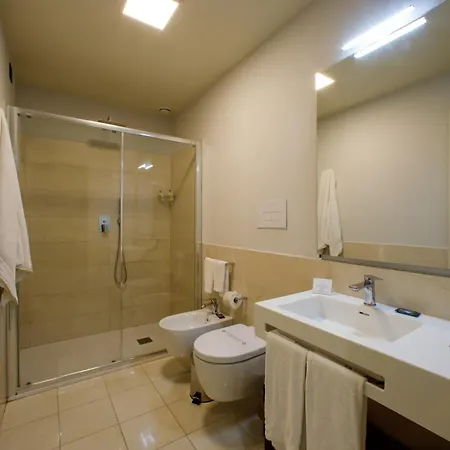 Of Andrea Hotel 4*